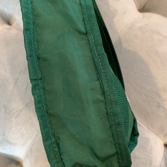 Lululemon Everywhere Belt Bag Everglade Green OG Original - Picture 9 of 11